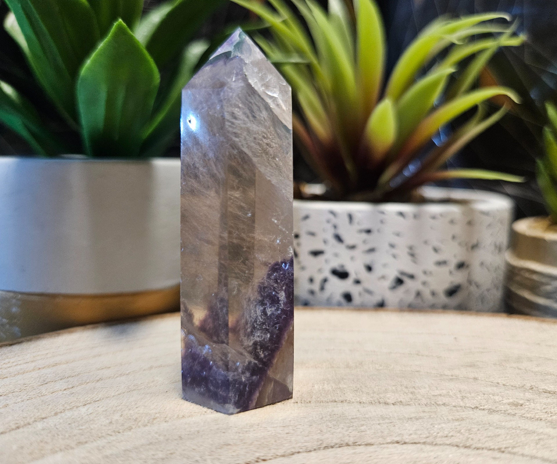 Rovnováha Mysle a Vôle – Fluoritový Kryštálový Obelisk (6,5 cm / 54 g)