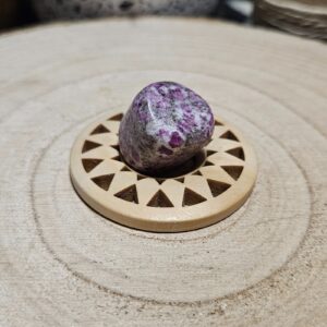 Imperial Ruby Path – Rubínová cesta (Rubín v minerálnej matrici živca, 19g,2 cm)