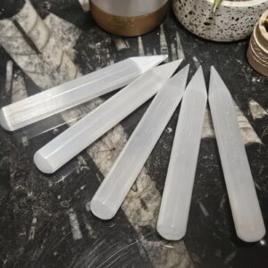 Imperial Selenite Dual Wand – Most svetla (Obojstranná selenitová tyčinka)