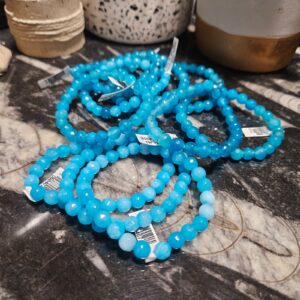 Imperial Blue Calm – Modrý pokoj (Detský náramok z fasetovaného jadeitu, 6 mm, modrý, 13-14 cm)