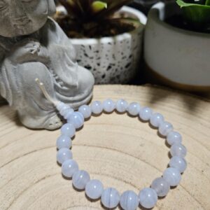 Pokoj Slov: Modrý Chalcedónový Buddha Náramok
