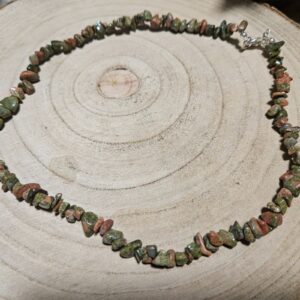 Reťaz Pokoj Duše: Unakitový Štiepkový Náhrdelník