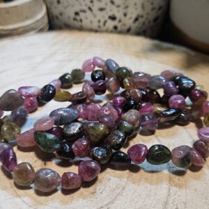 Imperial Orchard – Náramok z rajskej záhrady (Melónový turmalín nuggets 5-8 mm)