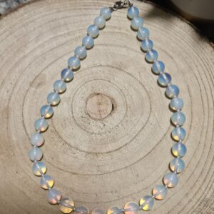 Opalitový náhrdelník z korálok (10 mm)