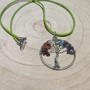 Strom Večného Spojenia – Čakrový Strom Života Prívesok s Koženým Náhrdelníkom