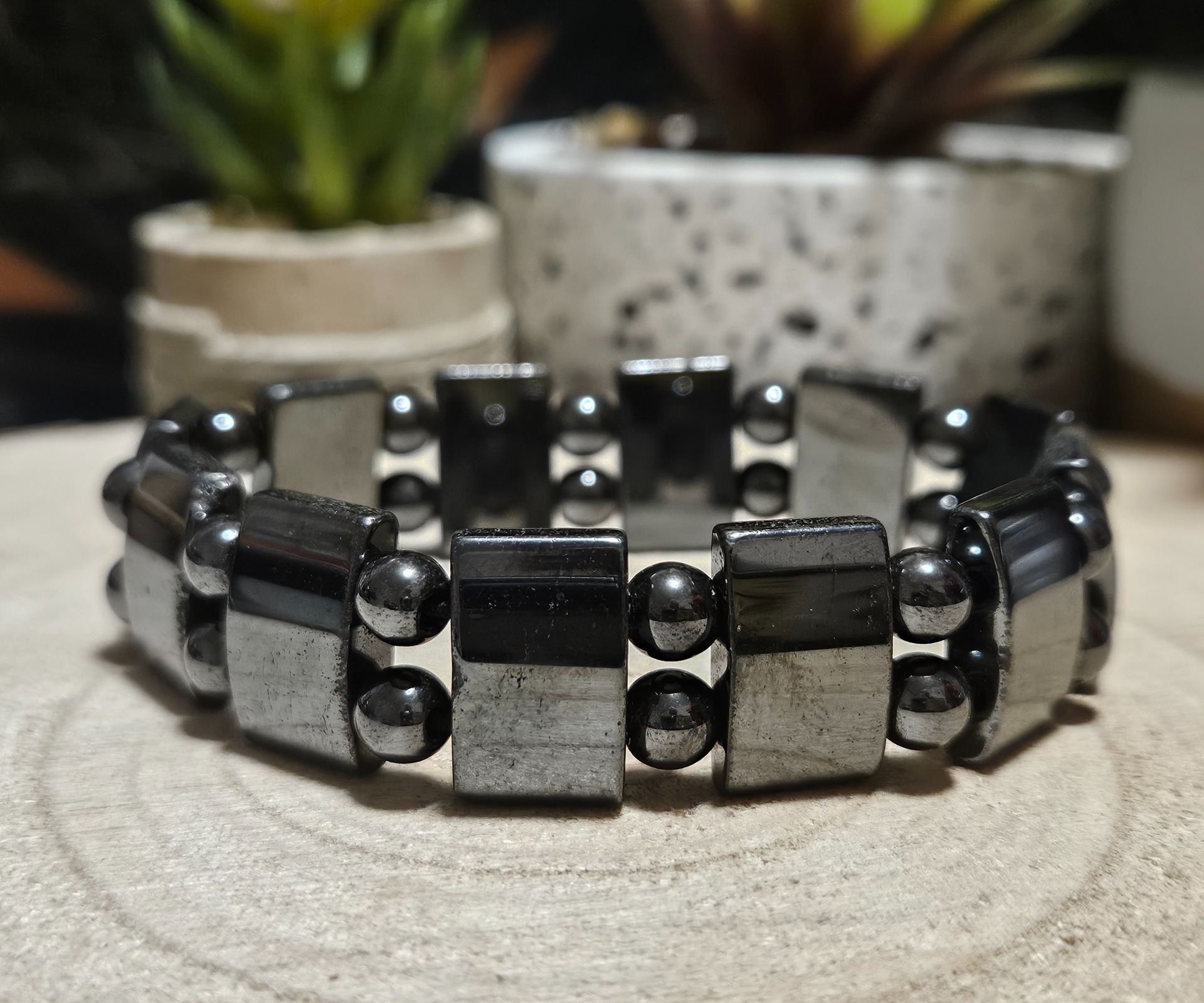 Chrbtica Mužskej Sily – XXL Magnetický Hematitový Náramok (⌀18 mm)