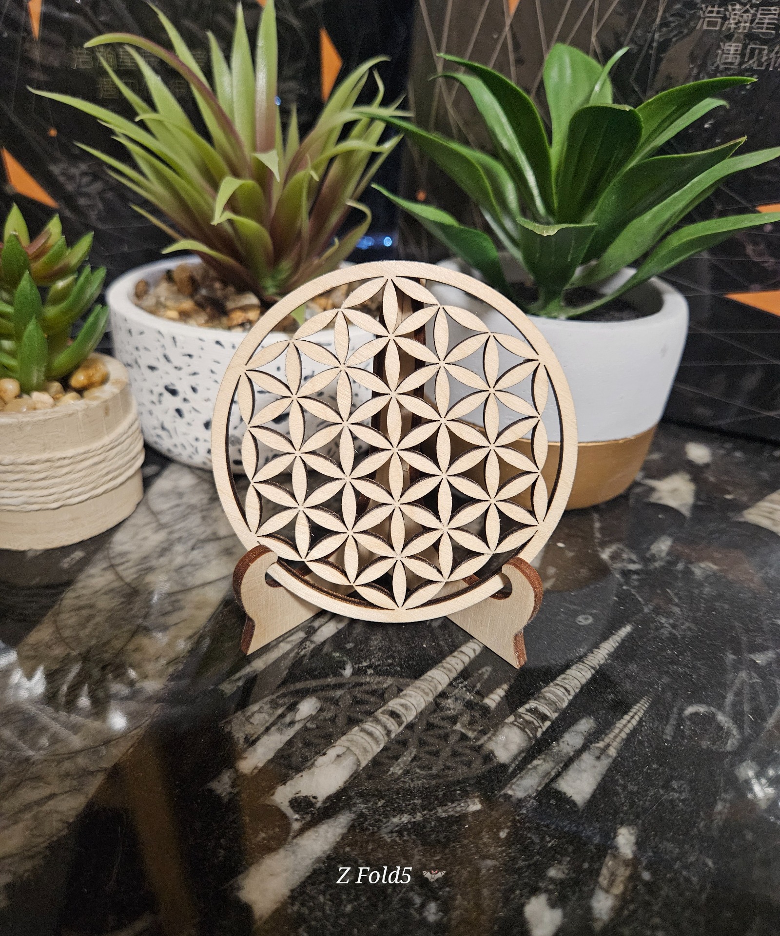 Imperial Wooden Stand – Pódium pre vaše poklady - Image 2