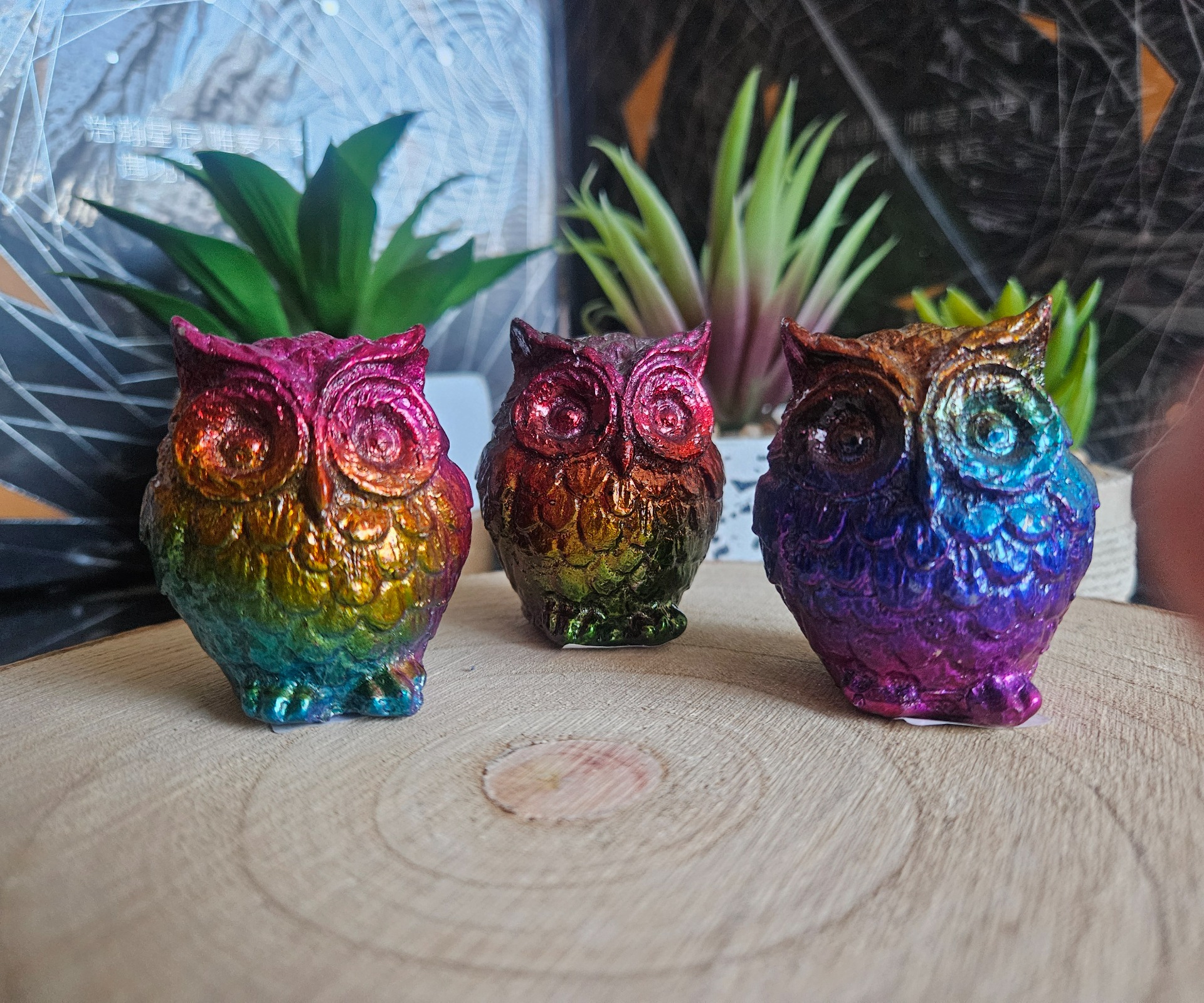 Imperial Mystic Owl - Ochranná sova z bizmutovej imitácie dekorácia