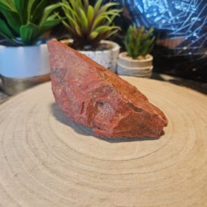 Imperial Red Jasper Raw S - Surový červený jaspis pre rituálnu ochranu