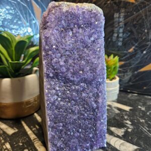 Imperial Uruguay Amethyst Cluster - Sýto fialová ametystová drúza 1,2kg