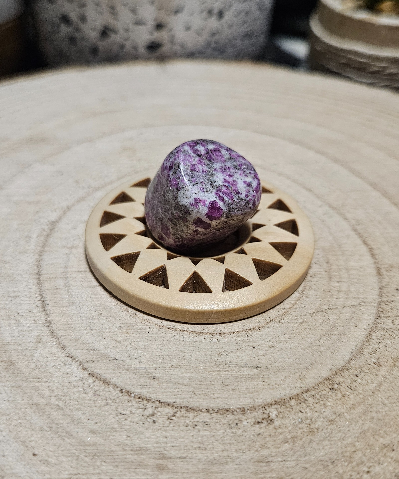 Imperial Ruby Path – Rubínová cesta (Rubín v minerálnej matrici živca, 19g,2 cm)