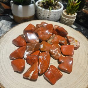 Imperial Red Jasper Root Grounding Stone jaspis cerveny hladeny kamen S 3,5-4,5cm ochrana
