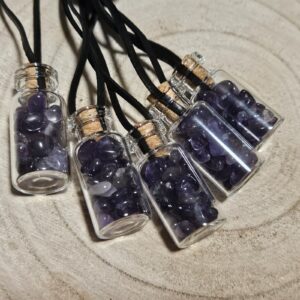 Imperial Ametystový amulet v magickej fľaštičke na koženom remienku No. 25