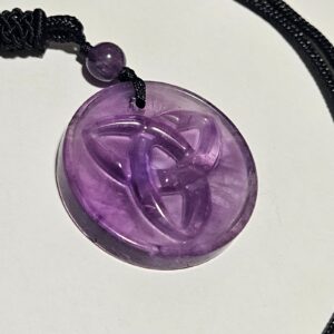 Imperial Ametystový prívesok Okrúhly Trefoil No. 12 pre ochranu a intuíciu