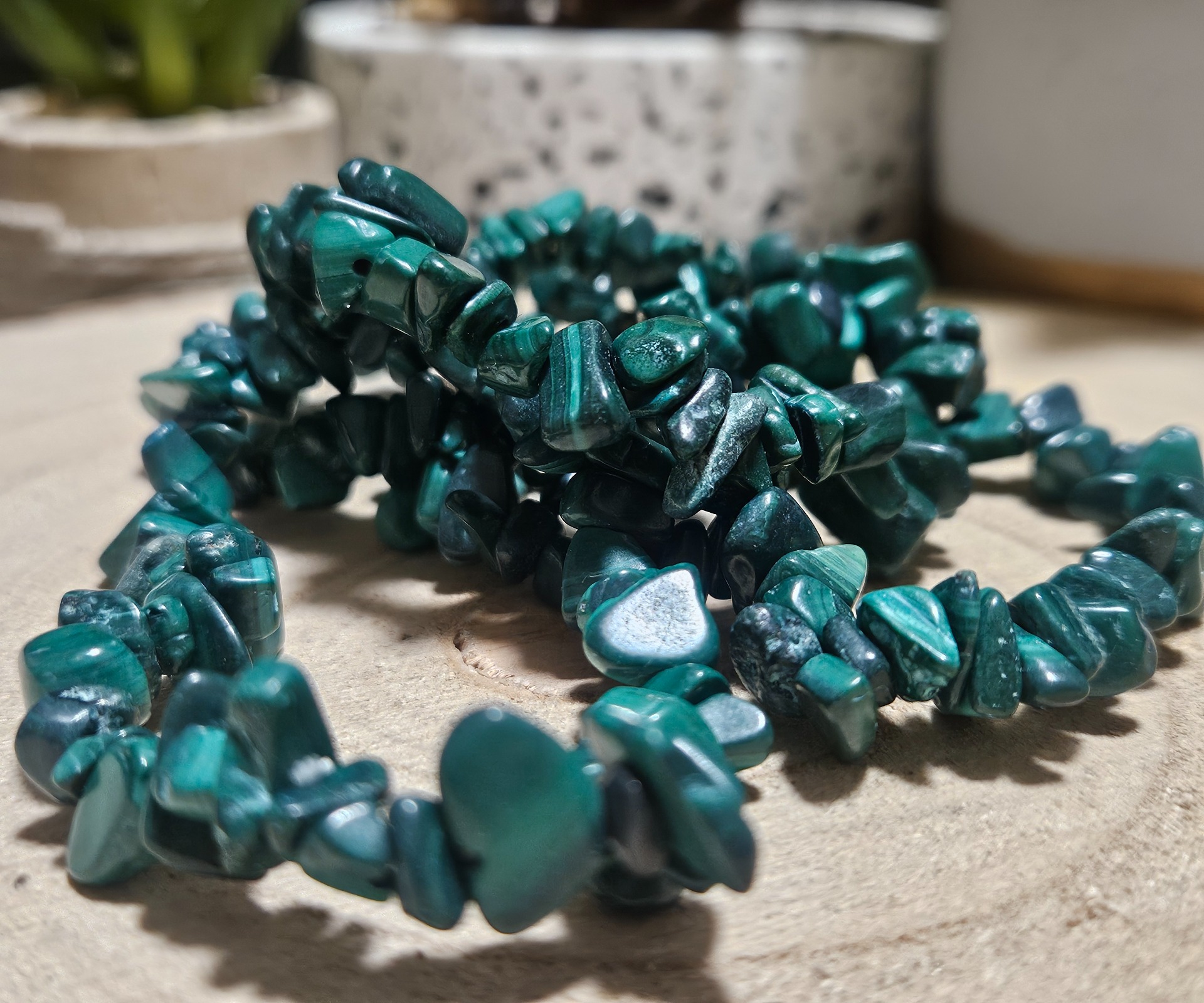 Imperial Malachite Vine ochranný naramok z prirodneho malachitu koralky pre transformáciu a ochranu pred elektrosmogom