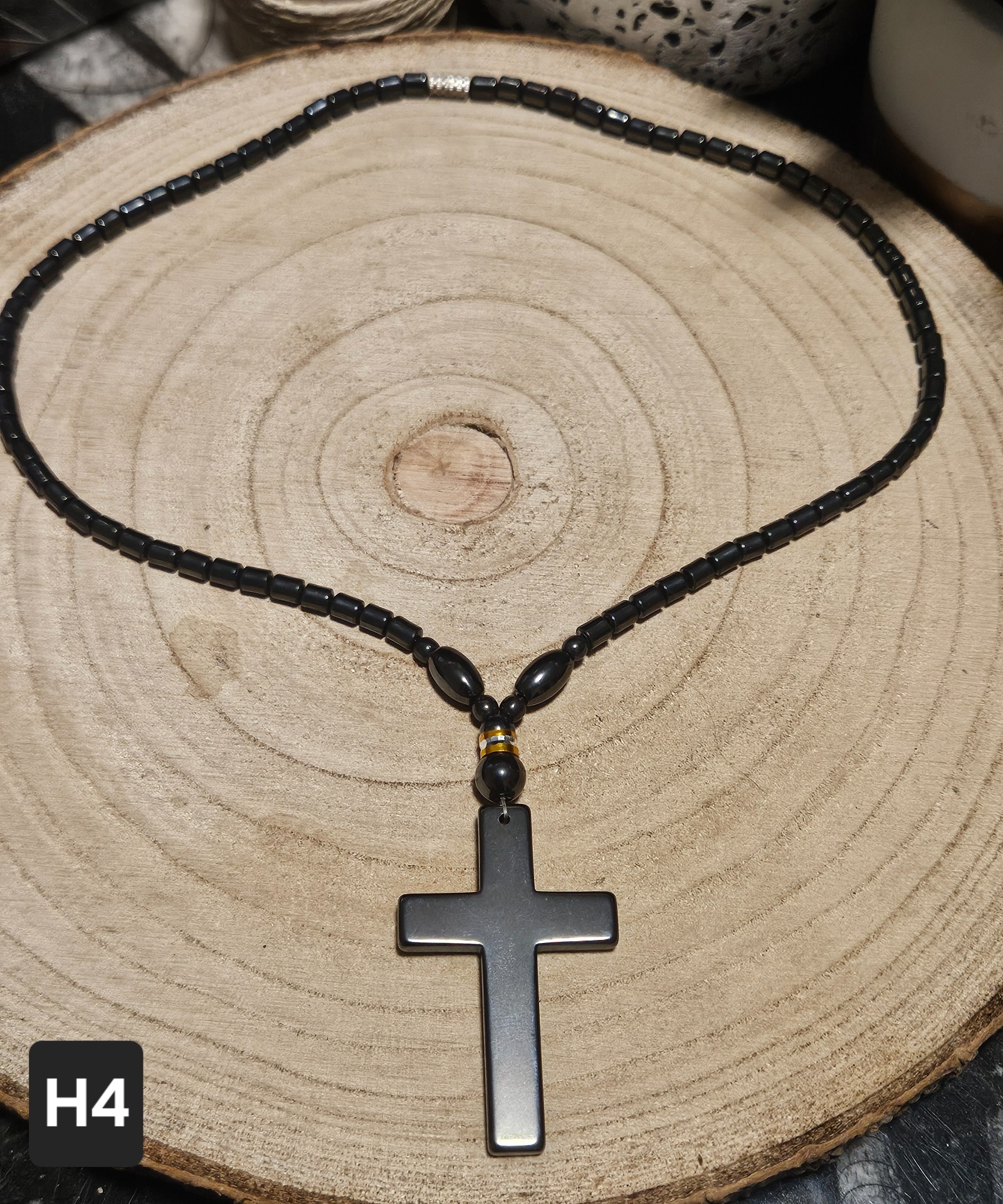 Imperial Sacred Cross – Náhrdelník hematit s príveskom hladký krížik