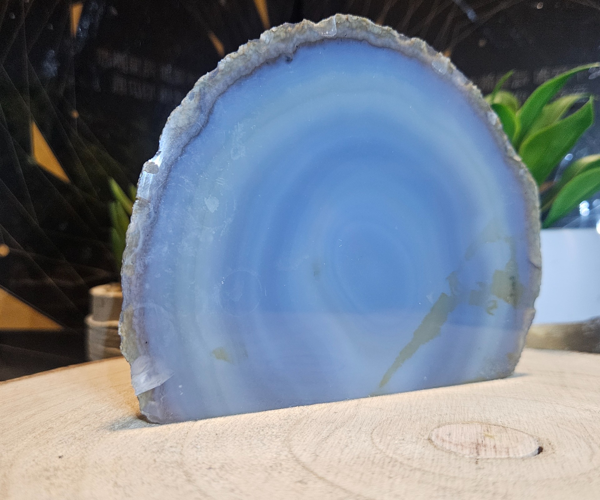 Imperial Earth Core Agate Druze Geode achatove tazitko 406 rezany lesteny mineral
