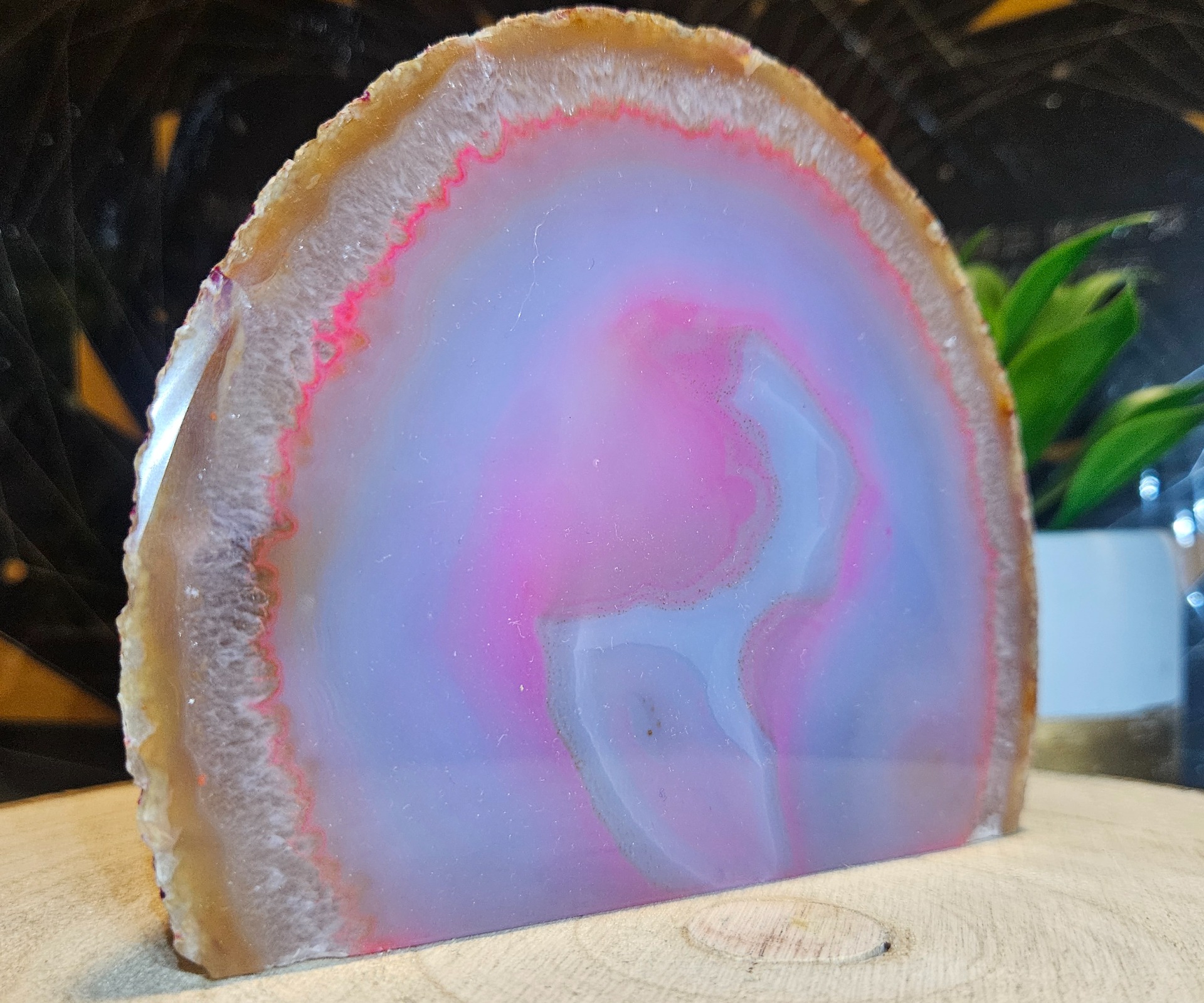 Imperial Light Pink Agate Decor Polished Sliced Geode Pink Aura achatove tazitko kristal 11,5x14cm