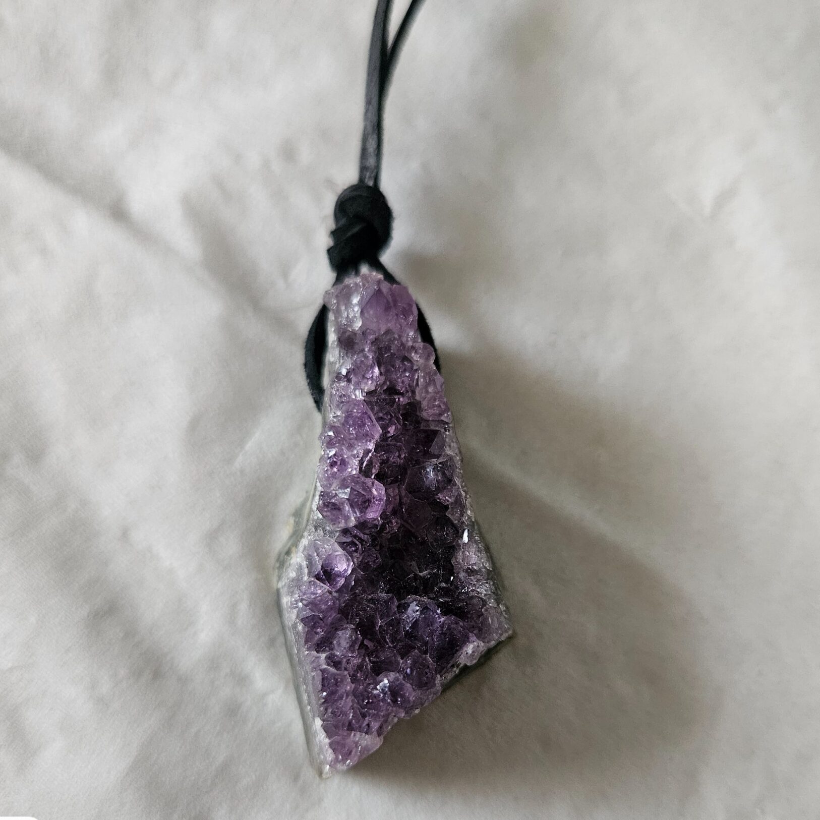 Imperial Amethyst Prism prívesok z vŕtanej prírodnej drúzy ametystu pre liečbu migrény